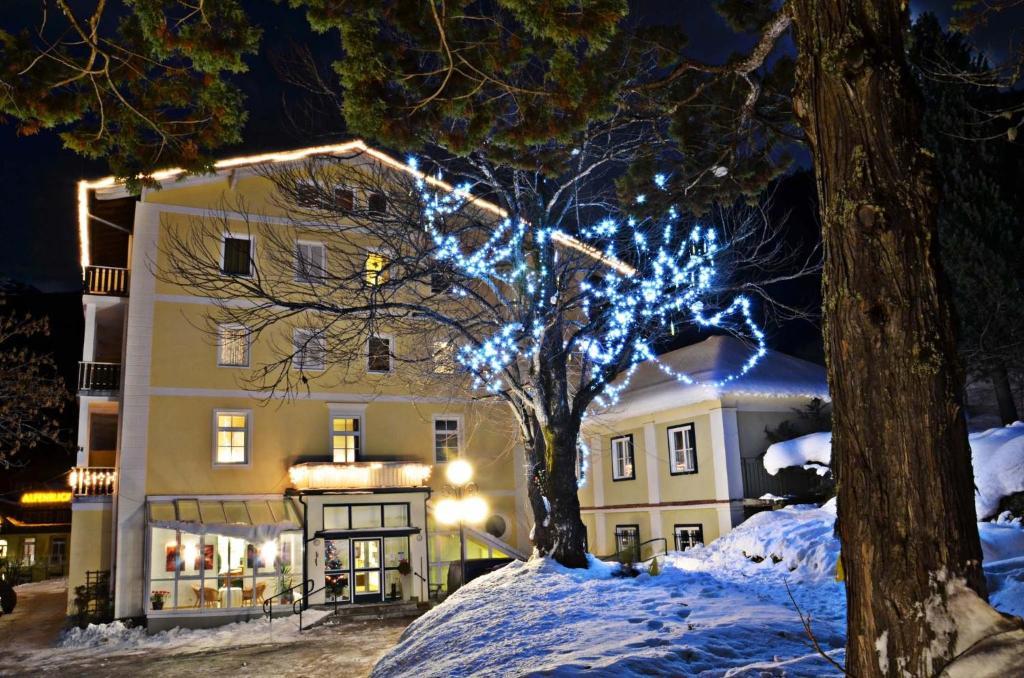 Kur&Ferien Hotel Helenenburg Bad Gastein Esterno foto